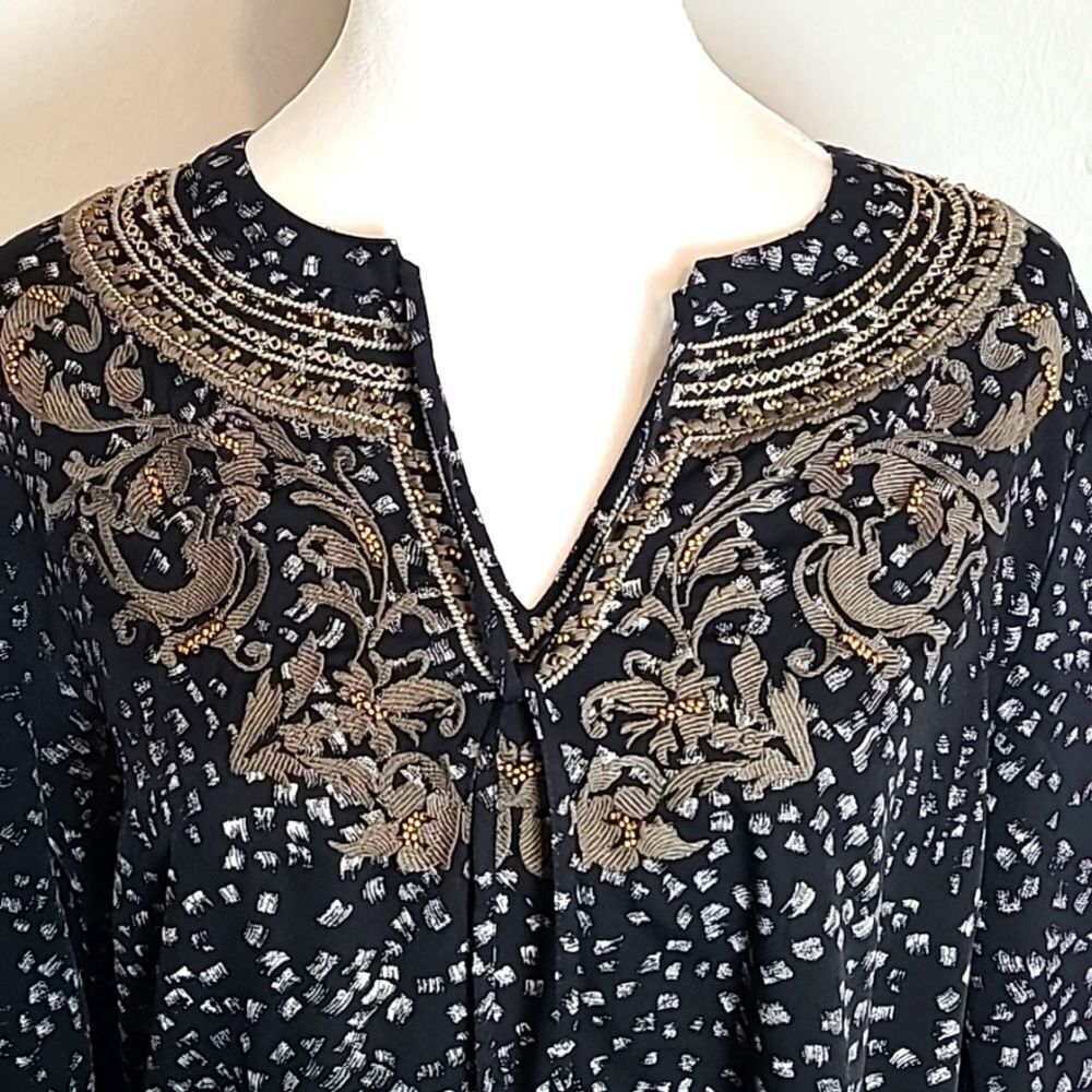 Chico's Black Blouse, White Dots, Gray Embroidered Neckline, Gold Beads,Sz 0,Sml - Picture 4 of 14